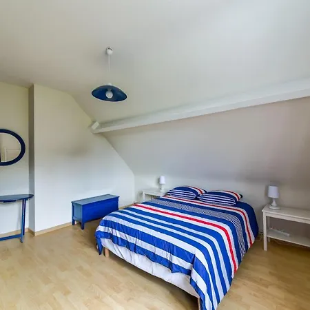 Escapade A Mesquer-quimiac Pour 10 Personnes بيت للعطل