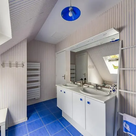 بيت للعطل Escapade A Mesquer-quimiac Pour 10 Personnes *